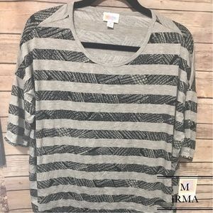 LuLaRoe Irma Tunic M